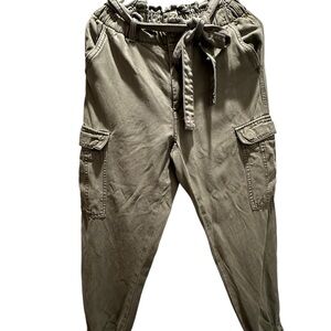 American Eagle cargo pants